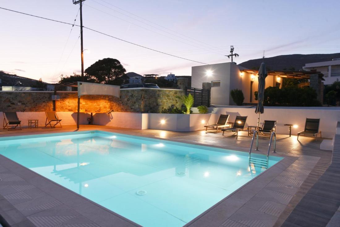 Flora'S Beach And Pool Villa In Syros Liaropa Bagian luar foto