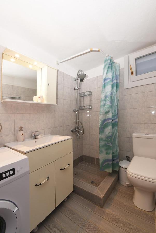 Flora'S Beach And Pool Villa In Syros Liaropa Bagian luar foto